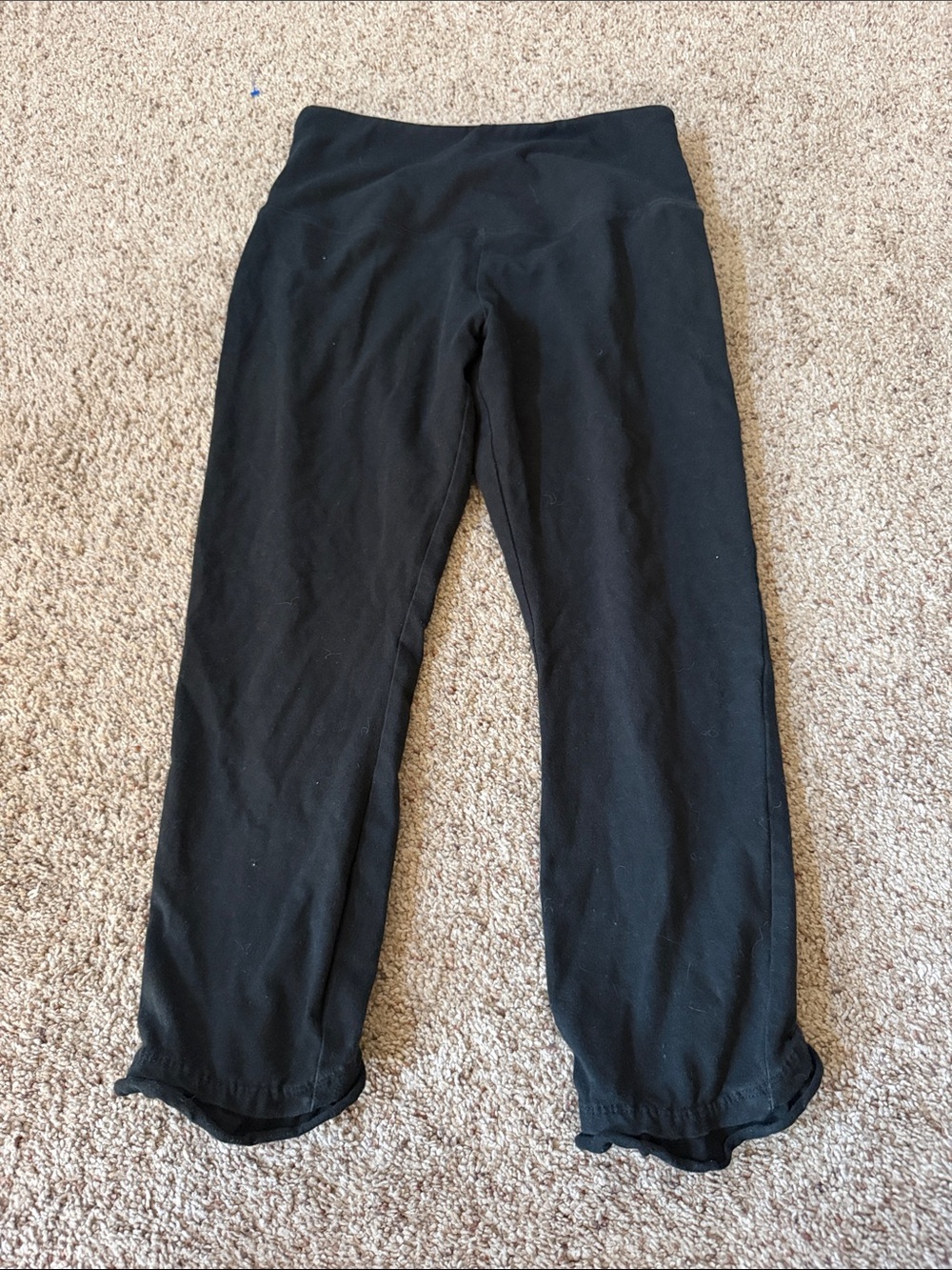 Lysse Black Pull-On Leggings with Ruffle Hem